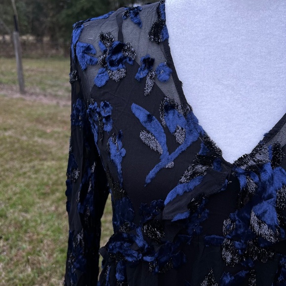 NWOT Diane Von Furstenberg Adelita Metallic Devore-Chiffon Dress - Picture 4 of 12